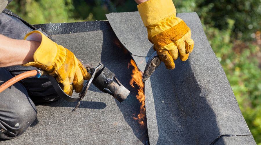 Expert Emergency Roof Repairs services in Fredonia, TX